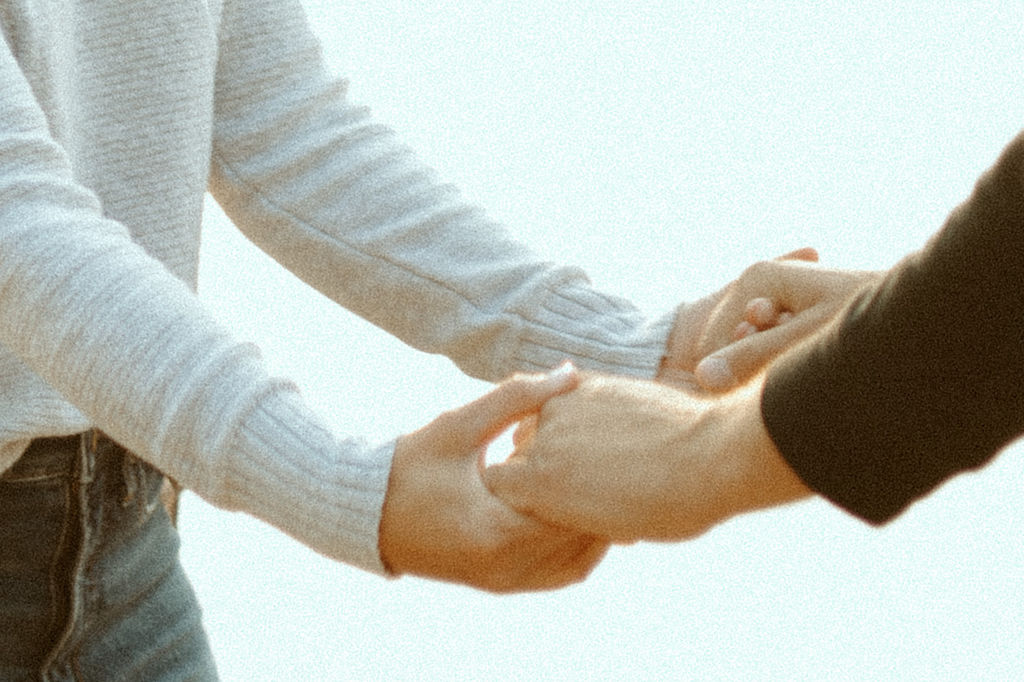 Stillwater, Minnesota Engagement Photos with Couple on a Beach